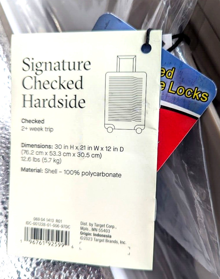 *NEW* Signature Hardside Large Checked Spinner Suitcase - Open Story