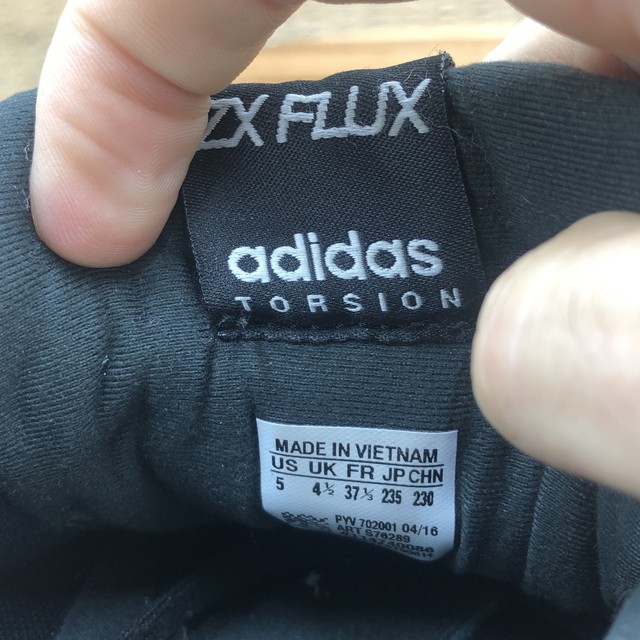 Size 3.5 - adidas Originals ZX Flux J 