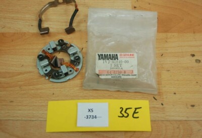 Yamaha XV500 1VJ-81840-00-00 BRUSH HOLDER ASSY Original Genuine NEU NOS xs3734
