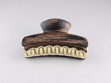 Brown hair clip barrette alligator claw clamp 3 3/8" long brush strokes pattern