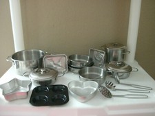VTG CHILDREN'S PLAY POTS/PANS CAKE  MUFFIN PANS STAINLESS-STEEL  ALUMINUM