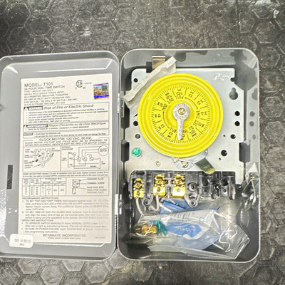 Intermatic T101 24Hr Analog Dial Indoor Wall Enclosure 40A 120/208/240VAC