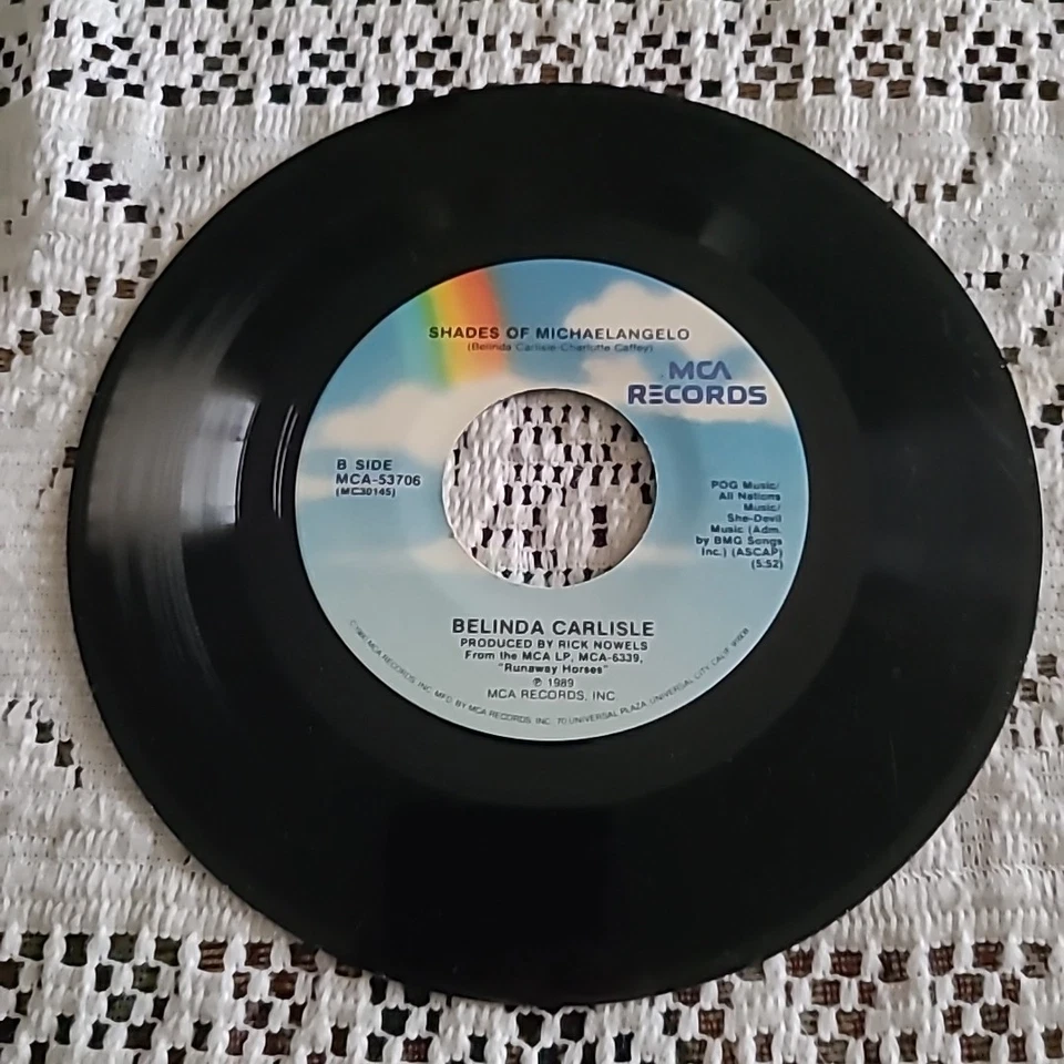 Belinda Carisle 45 RPM - Leave A Light On / Shades Of Michaelangelo - MCA 1989 - Image 4 of 4