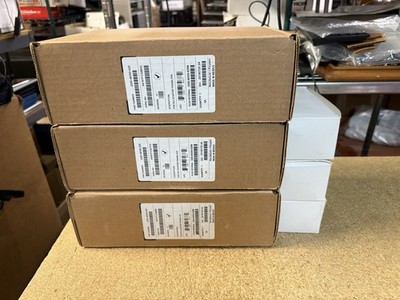 3 x Polycom VVX 311 6 Line VOIP Phone POE + Power Adapter 2200-48350-025M