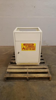 #ad 2#x27; Flammable 12 Gallon Cabinet S6LLST11568 $220.00