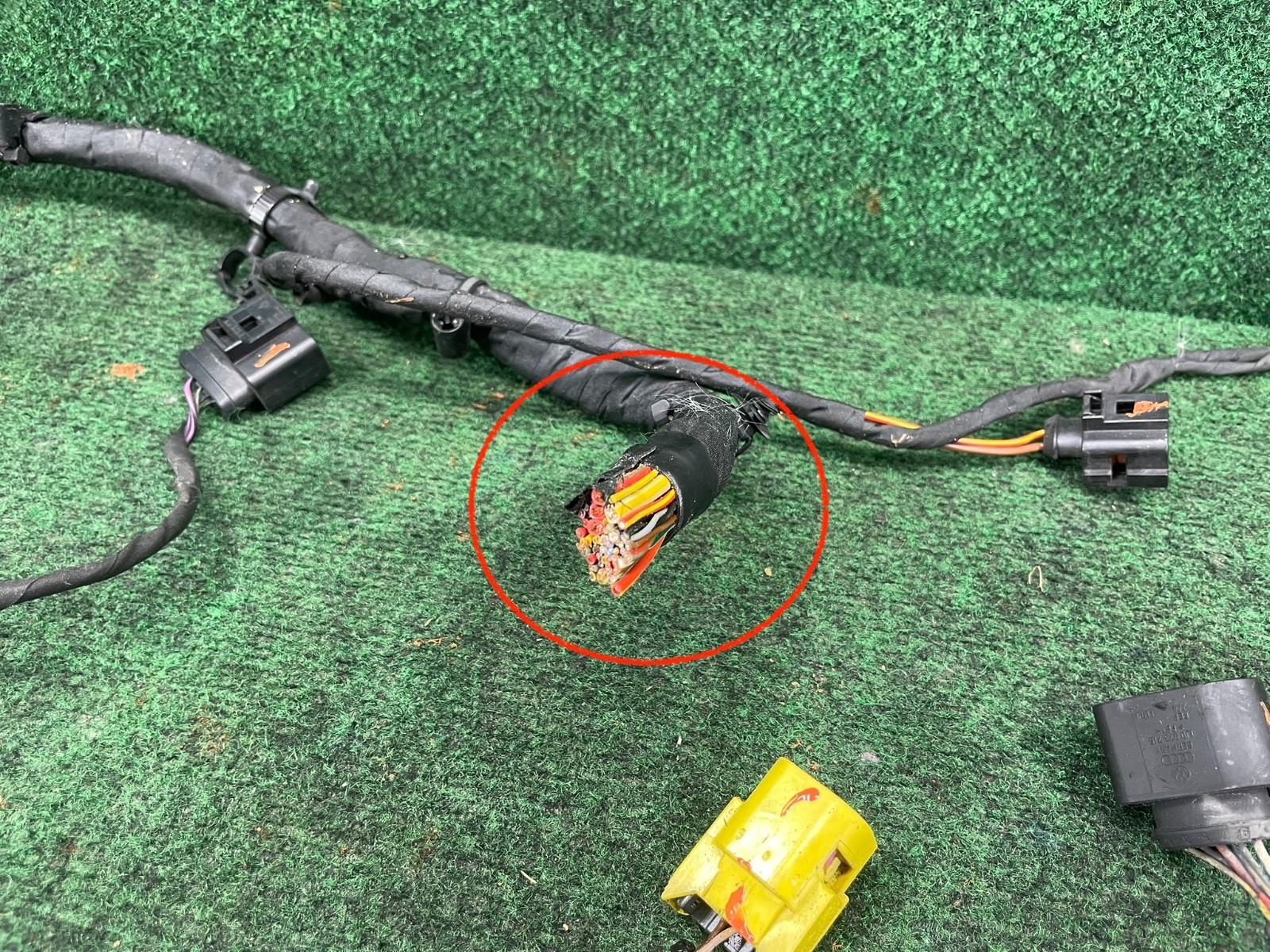 2007-2011 Bentley Continental GTC Front Right Engine Motor Wiring Harness OEM
