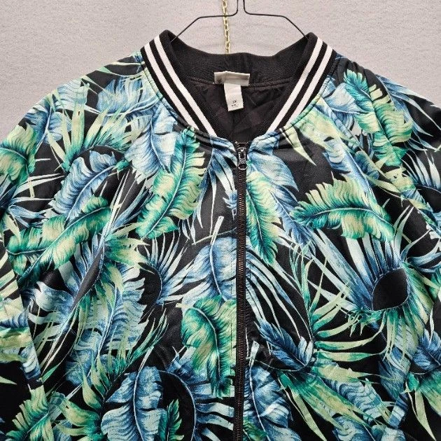 Ava & Viv Women's Size 3X Black Green Blue Tropical Print Varsity Jacket - Image 2 of 4