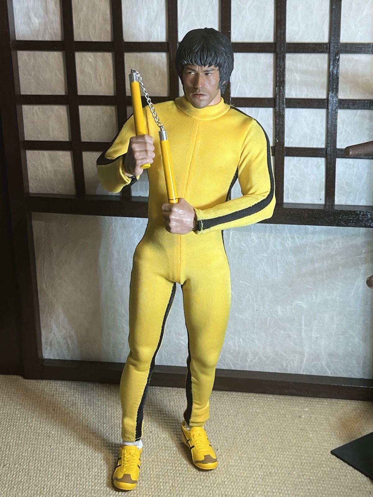 BRUCE LEE GAME OF DEATH 1:6 ACTION FIGURE & HAKKIDO MAN-2 FIGURES + WEAPONS. thumbnail 22