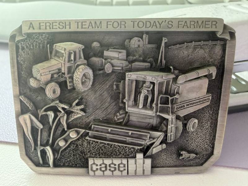 Case IH Tractor Metal Belt Buckle 1985 A Fresh Team for Todays Farmer vintage