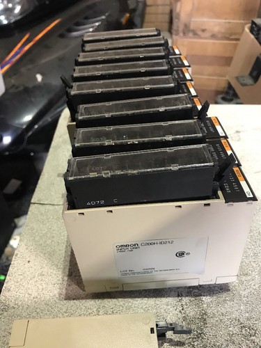 OMRON 24V DC 7mA INPUT UNIT C200H-ID212 Quantity - Picture 3 of 4
