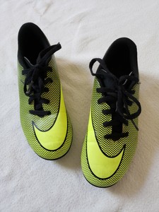 tenis futebol nike