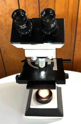 Seiler Microlux III Binocular Microscope & 4 Objectives