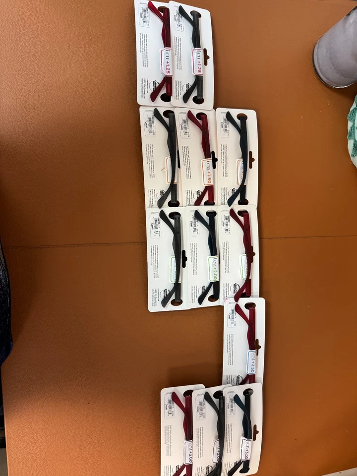 Monturas Cotati para gafas de lectura UCI Foto 2 de 2