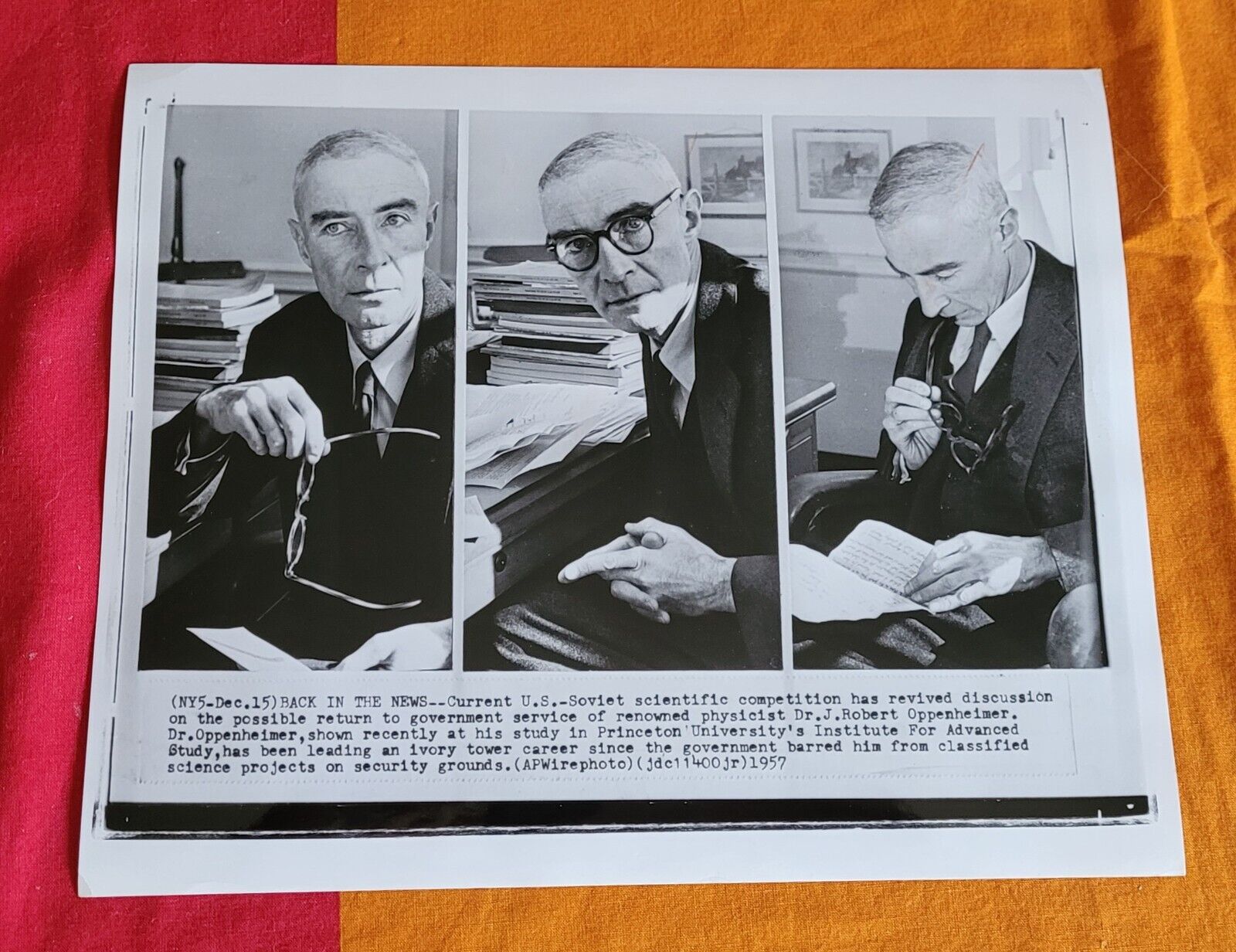 SCARCE 1957 ROBERT OPPENHEIMER VINTAGE ORIGINAL PHOTO PHYSICS FAMOUS SCIENTIST