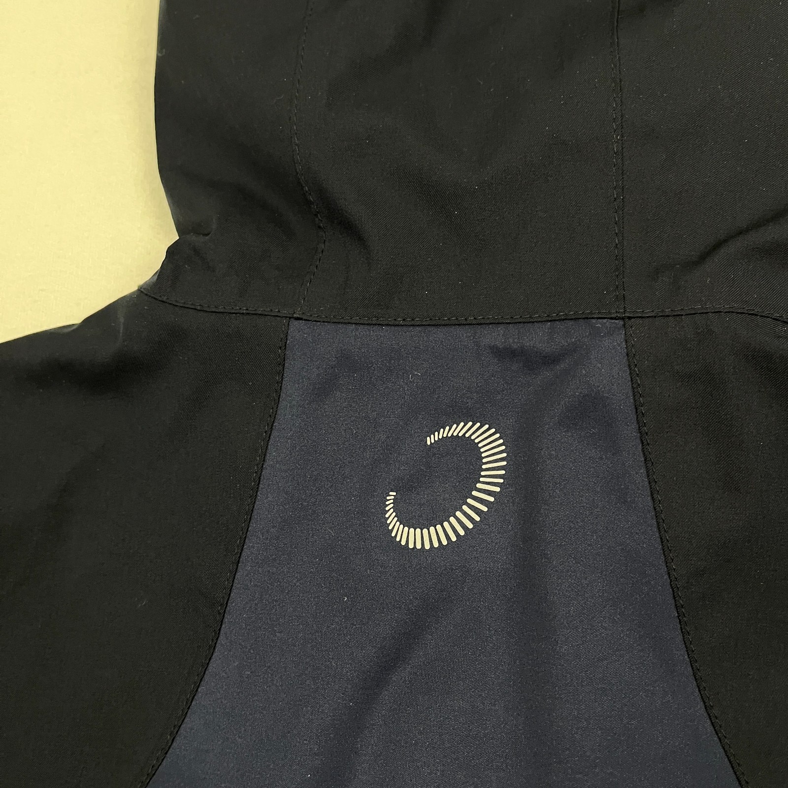 Zero Restriction Waterproof Hooded Jacket Mens M … - image 9