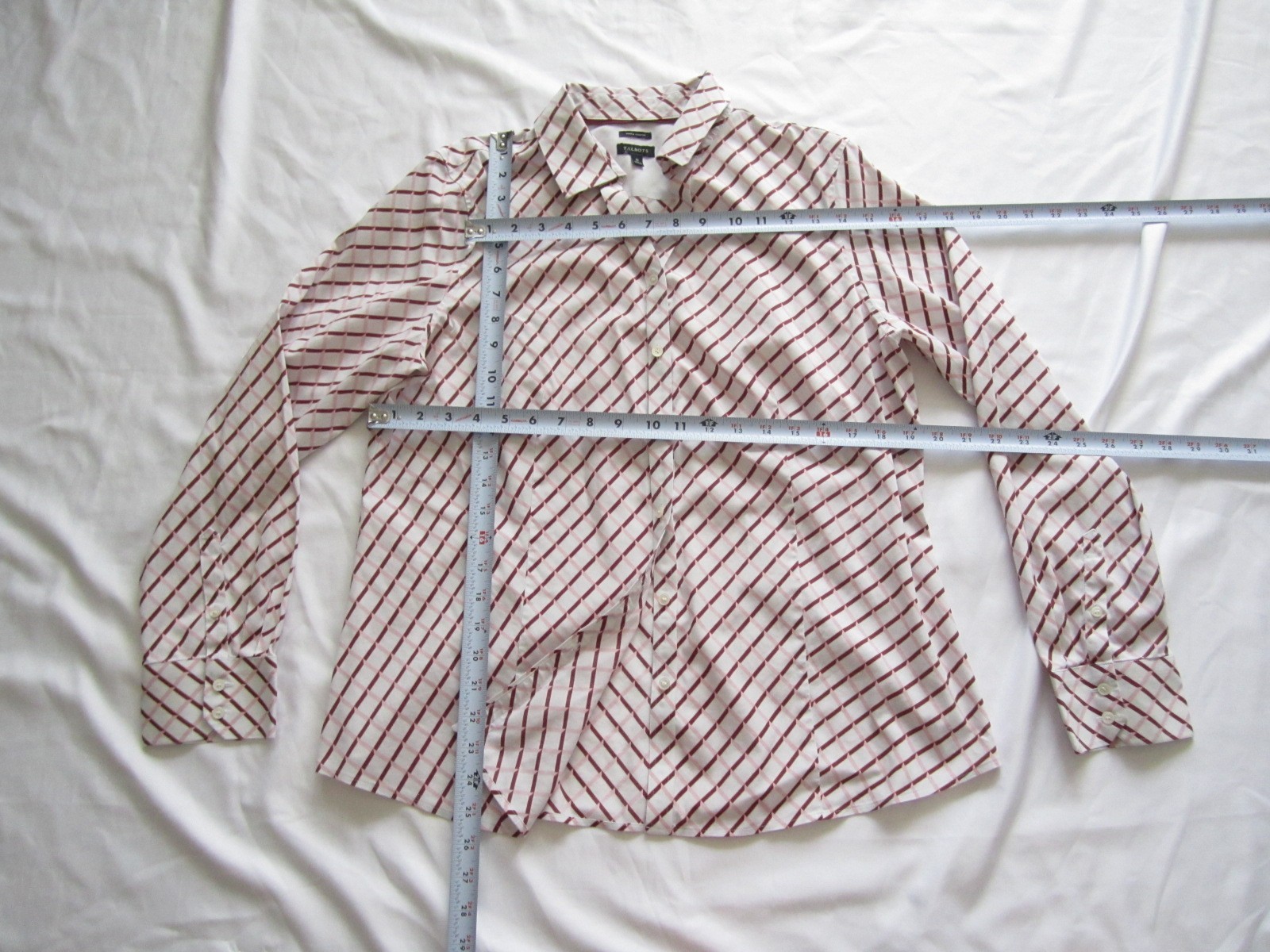 Women's Talbots Wrinkle Resistant Button Long Sle… - image 4