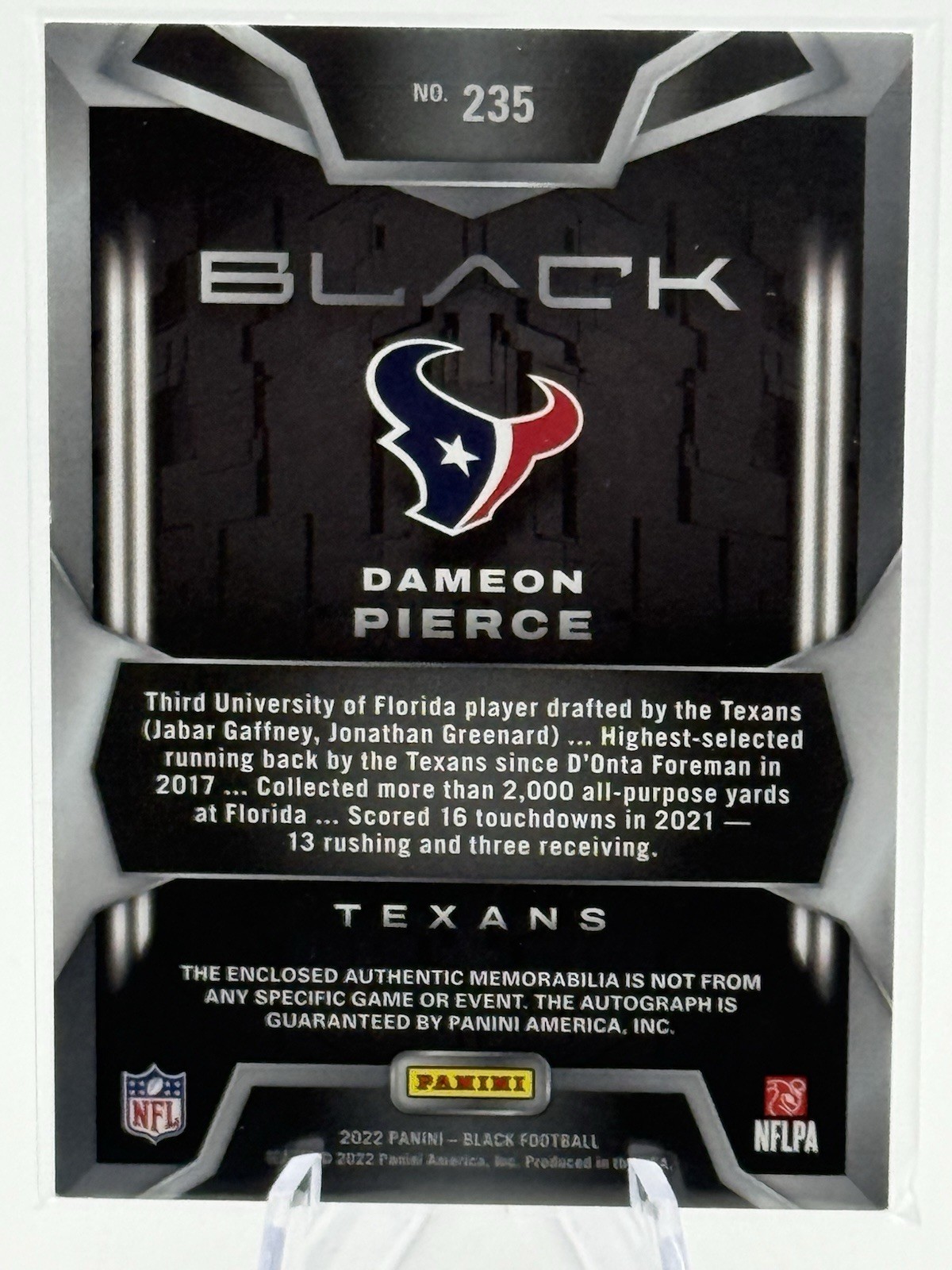 2022 Panini Black - Dameon Pierce Rookie Tri - Color Patch Auto /199 (AU, MEM) view 5
