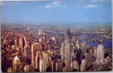 Empire State Building Postcard NY Northeast View Kodachrome Alfred Mainzer