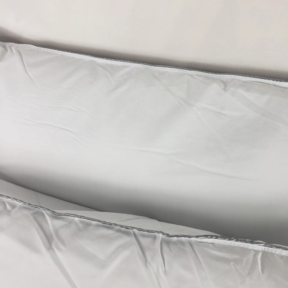 Paquete de 2 almohadas Ella Jayne Queen blancas MicronOne fibra de poli gel sin alérgenos Foto 2 de 4