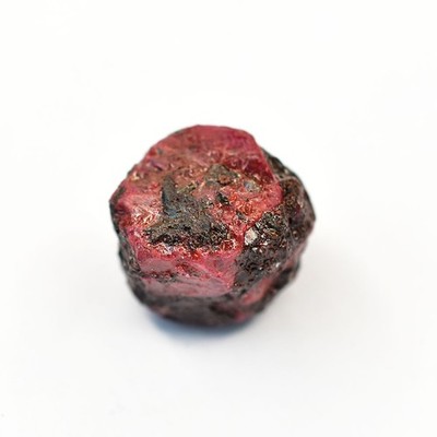 Exclusive Red NATURAL Earth-Mined Ruby 67.10 Ct Uncut Rough Loose Gemstone