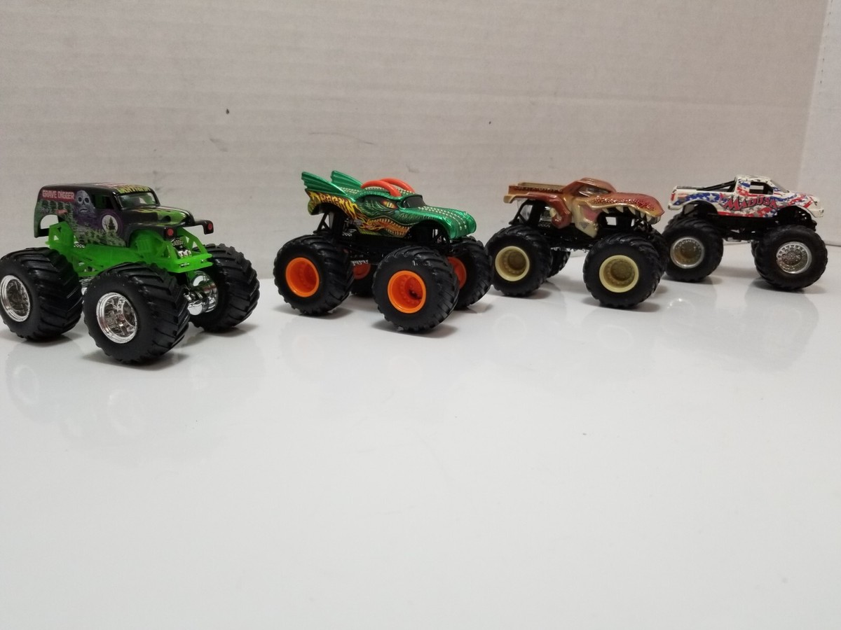Hot Wheels Monster Jam Truck 1:64 Lot Of 4 Grave Digger Madusa