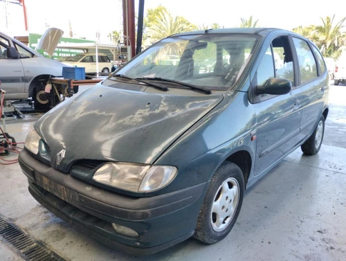 Tapa Balancines para RENAULT MEGANE I SCENIC (JA0) 1.6e Alize 1998 3365904 - Imagen 5 de 10