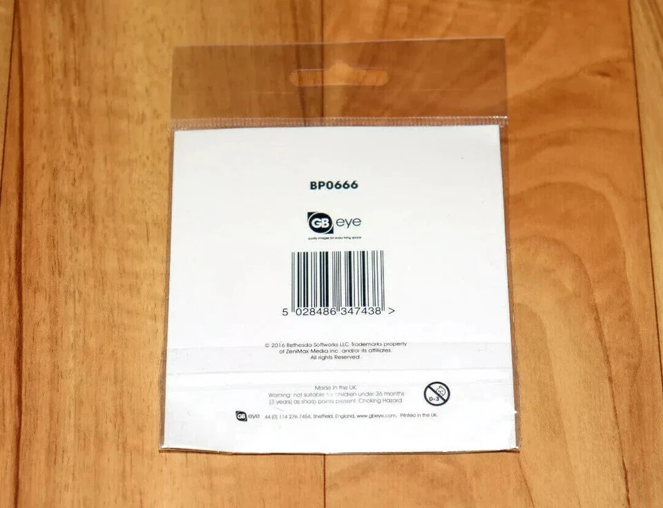 2016 Fallout Vault-Tec 111 Vault Boy Rare Button Badges Set (6 Badges) - Image 2 of 2