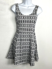 Divided Womens Dress sz 4 Blue White Geometric Knee Length A Line Sleeveless