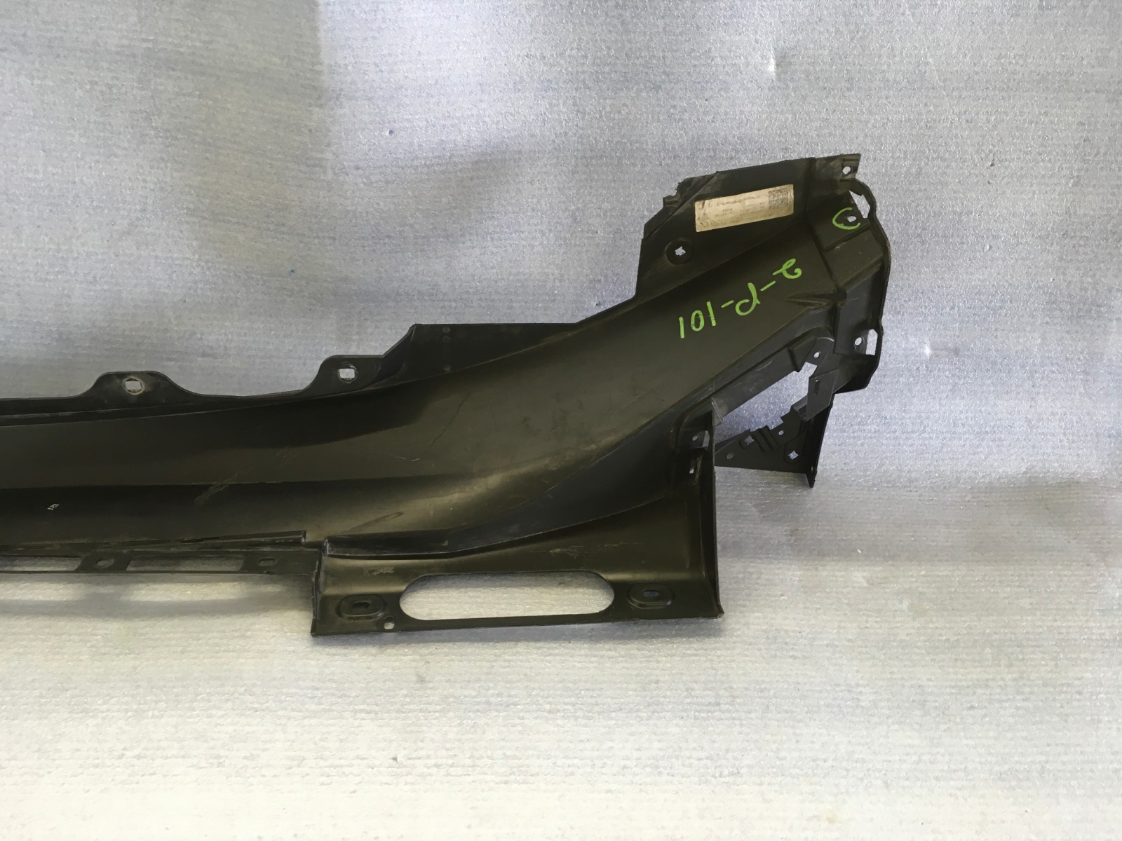 2014 2015 2016 BMW I8 left door sill cover PART#51777336367 OEM