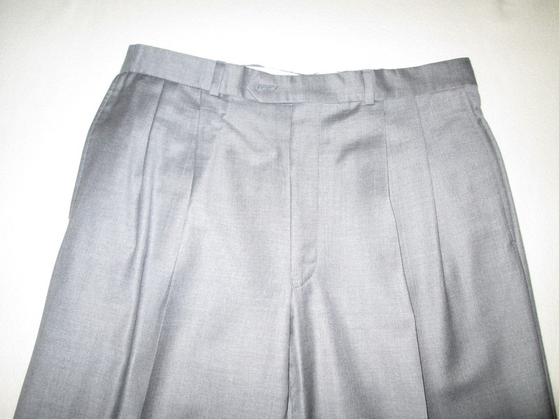 Ralph Lauren Men's Pleated Dress Slacks - 33/32 - Pre-owned