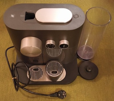 DeLonghi Nespresso Maschine EN355.GAE, 19 Bar, defekt
