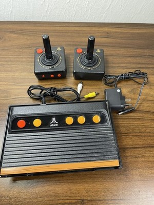 ATARI Flashback 6 Classic Game Console 2 Wireless Controllers