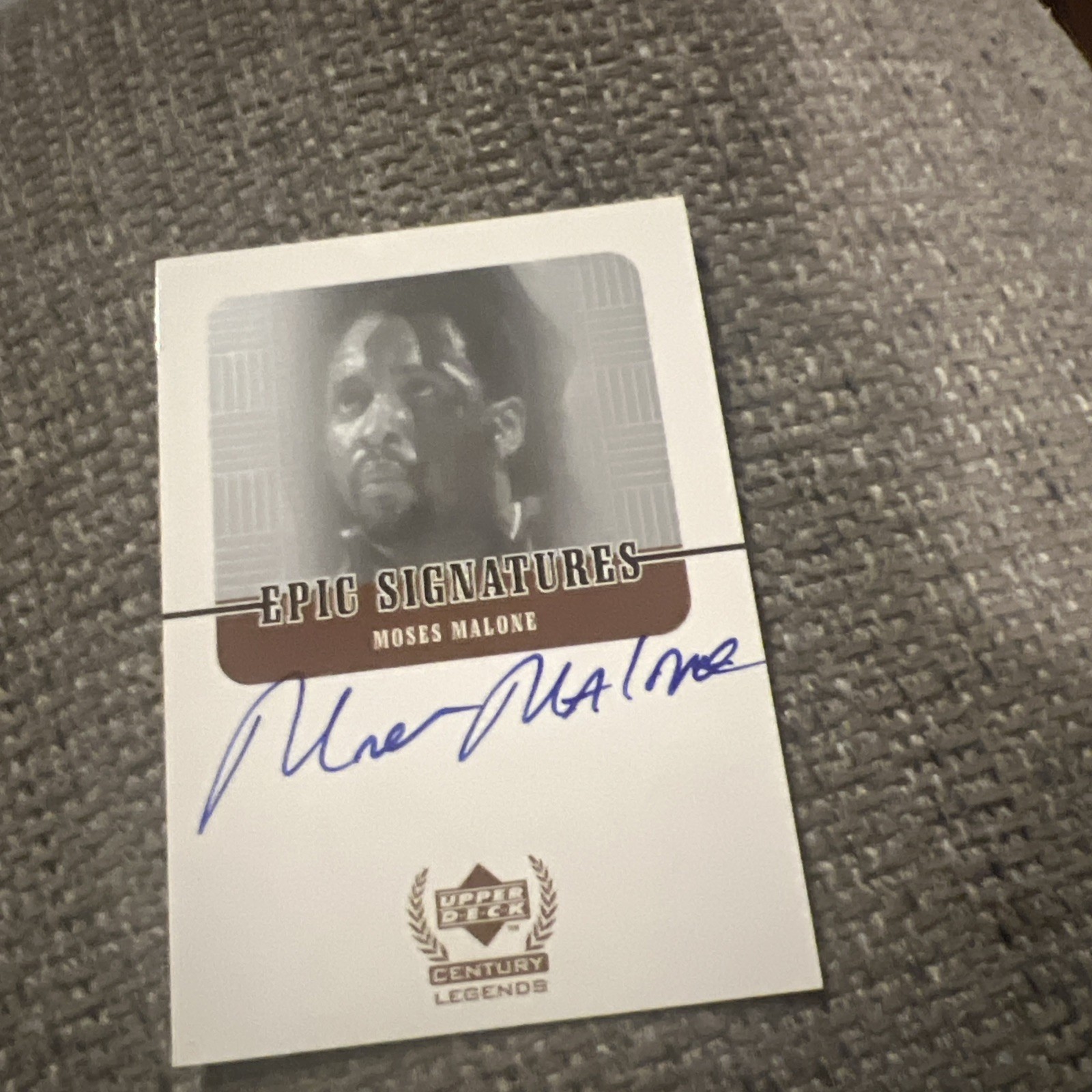 1999-00 Upper Deck Century Legends Epic Signatures #MM Moses Malone