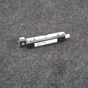 AUDI A3 8V 1.6 Diesel 77KW Antennenverstärker 8V4035225B 2013