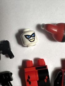 Lego NEW bat026 7886 The Batcycle: Harley Quinn's Hammer Truck Batman 2008