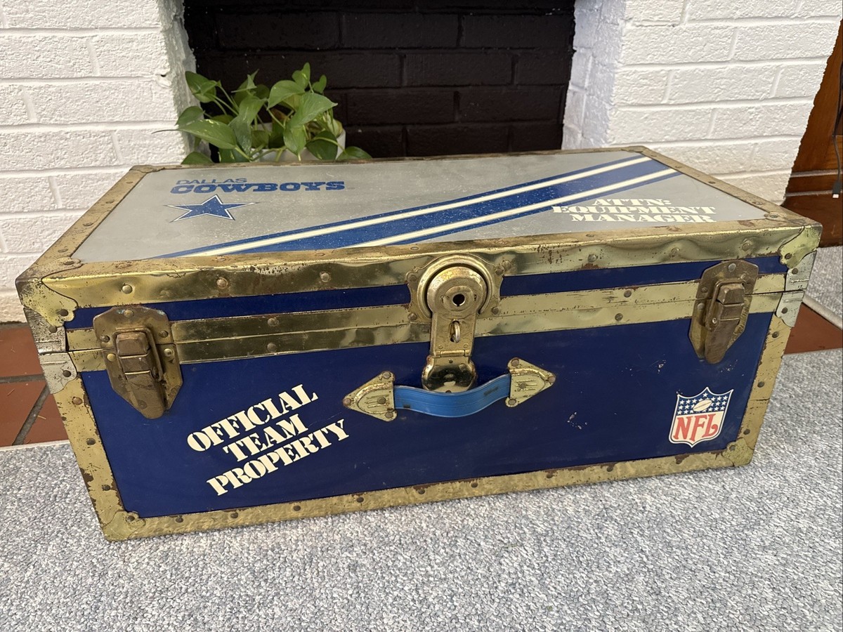 Vintage DALLAS COWBOYS Team Equipment Manager Steamer Trunk - NFL