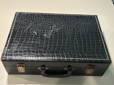 Vintage 8-Track Carrying Case Black Faux Leather Alligator Print Holds 30 Tapes