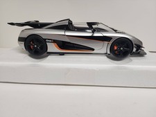 AUTOart: 1/18 autoart model car - Koenigsegg One 1, moon gray, black/orange....