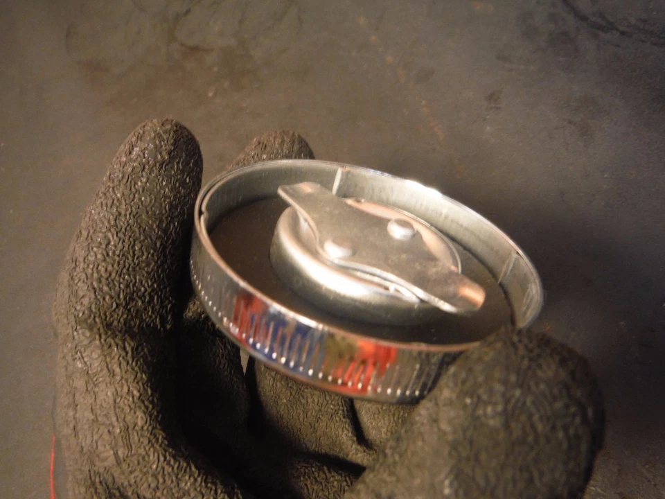 Harley Davidson Eaton Style NORS Shovelhead Sportster XL tapa tapa gasolina 61103-36 Foto 4 de 4