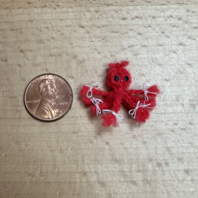 Artisan Dollhouse Miniature Nursery Decor Octopus Plush Toy Underwater Theme RED