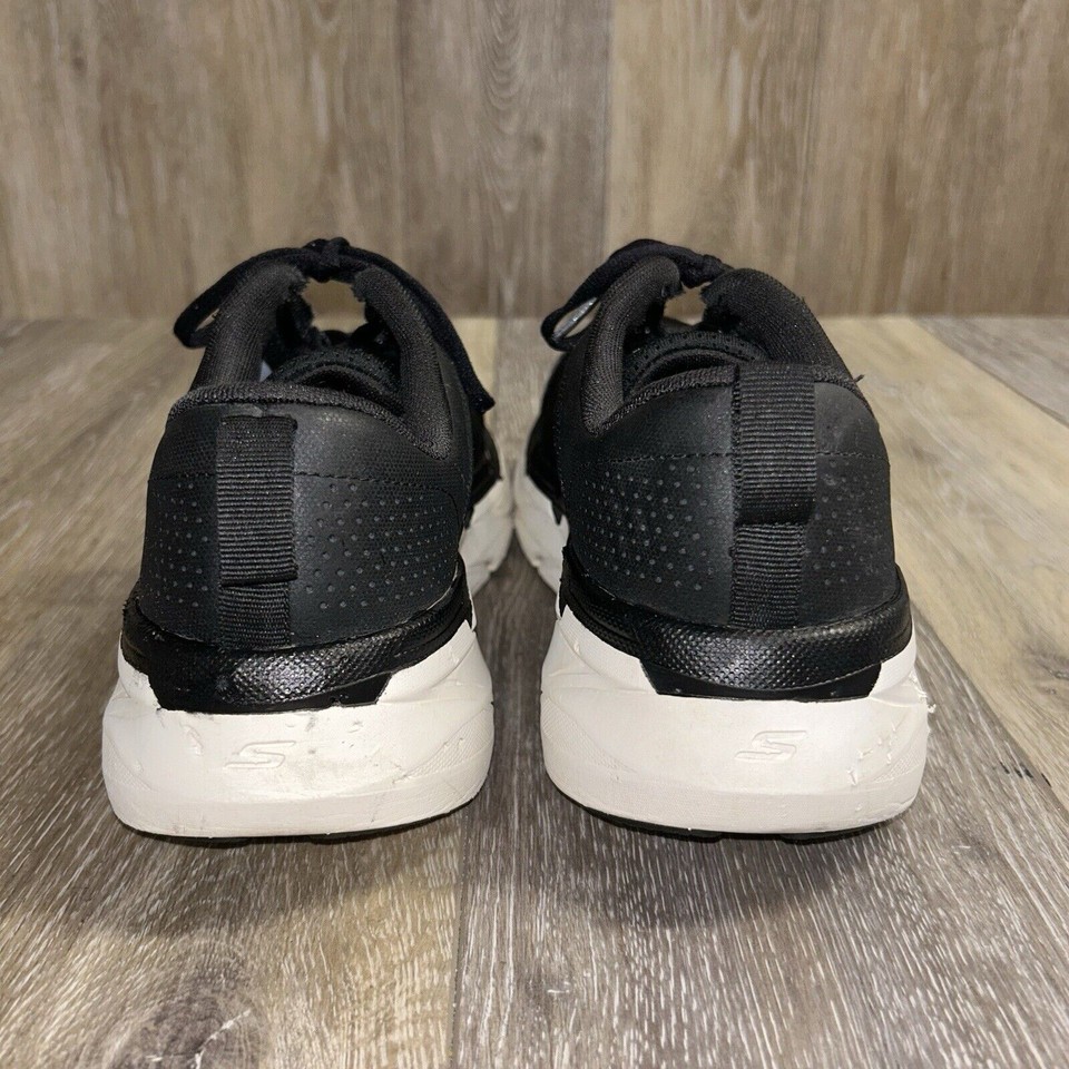 Skechers Men's US Size 9.5 GoRun Ultra Go Black White Running Sneaker