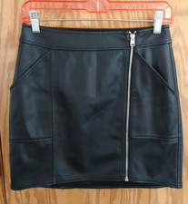 Women's Black Faux Leather Mini Skirt by Express Size 4 pockets zip new tag