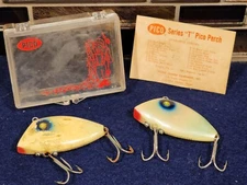 Vintage Pico Perch Blue Eye Pearl T-3 Fishing Lure +1 w/box and Insert