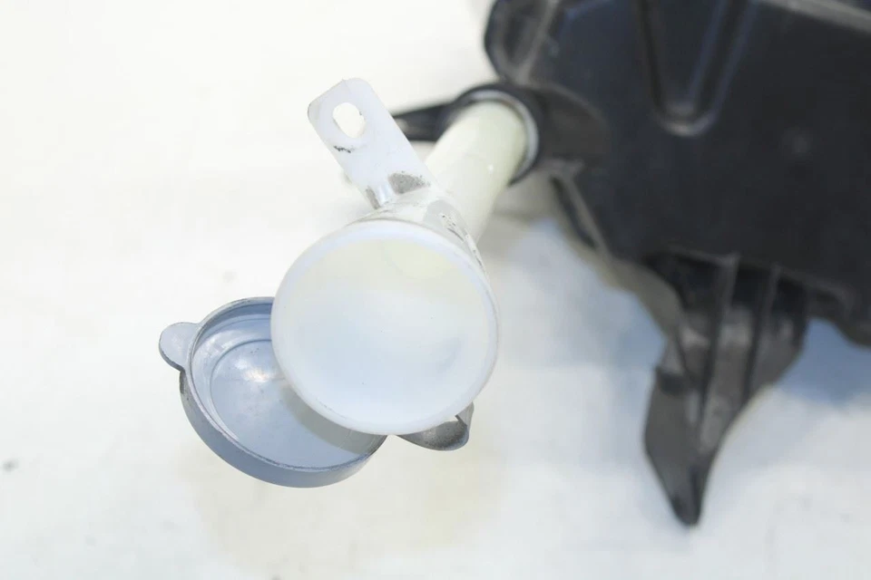 Nissan Pathfinder SV 2013-2020 parabrisas lavadora depósito botella 28910-3JA0A Foto 4 de 4