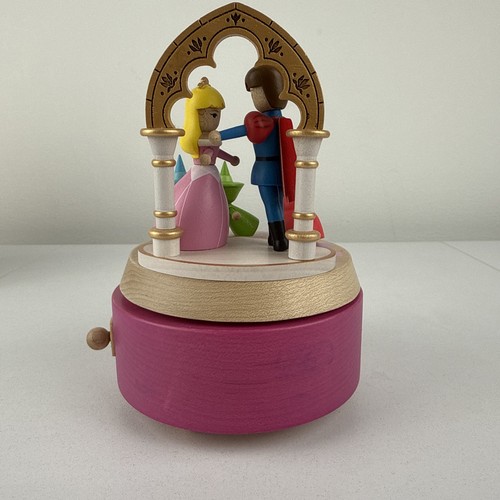 Wooderful Life Disney Dornröschen Spieluhr zum Aufziehen aus Holz - Bild 4 von 23