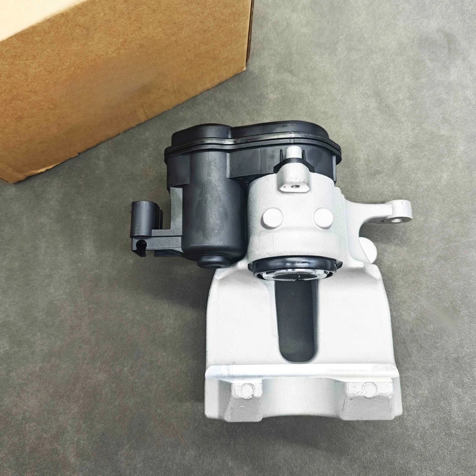 Right Rear Brake Caliper LR036567 Fit for Land Rover Vehicle Range Rover Sport Foto 3 de 4