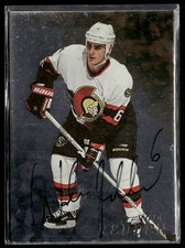 1998-99 Be a Player Wade Redden Autographs #95 Ottawa Senators