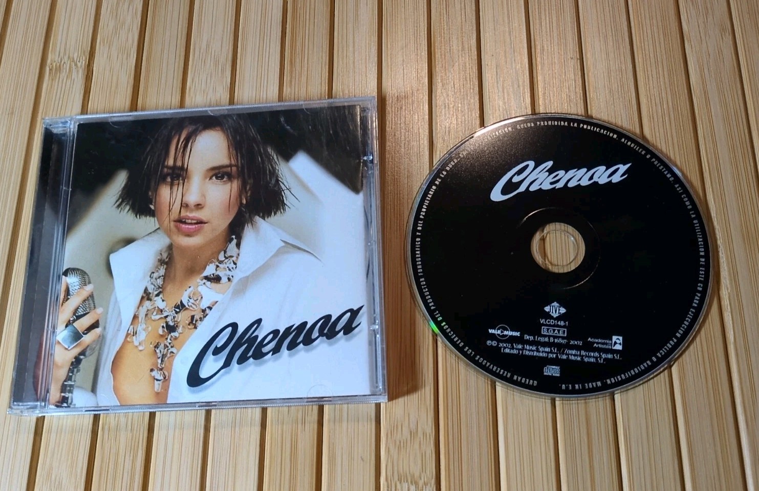 Chenoa CD  2002 In Very Good Condition