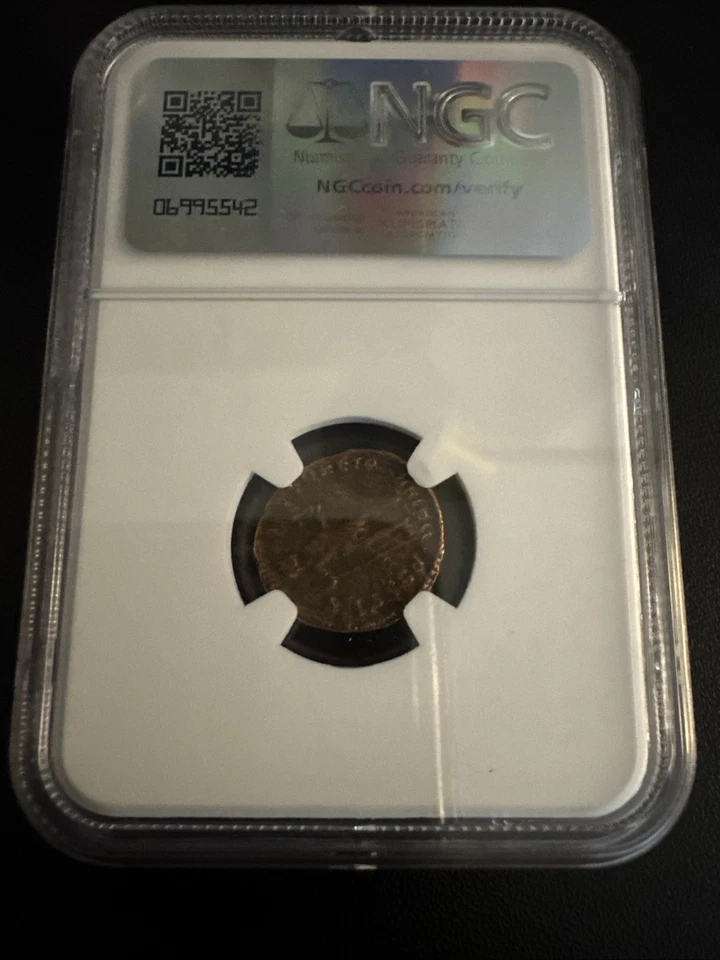 West Roman Empire - Valentinian I - AE3 Nummus - AD 364  NGC Certified Authentic - Image 2 of 4