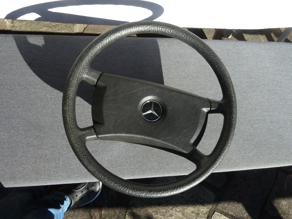 Original Mercedes-Benz 190 190e 1983 Lenkrad 1264640017 - Bild 3 von 4